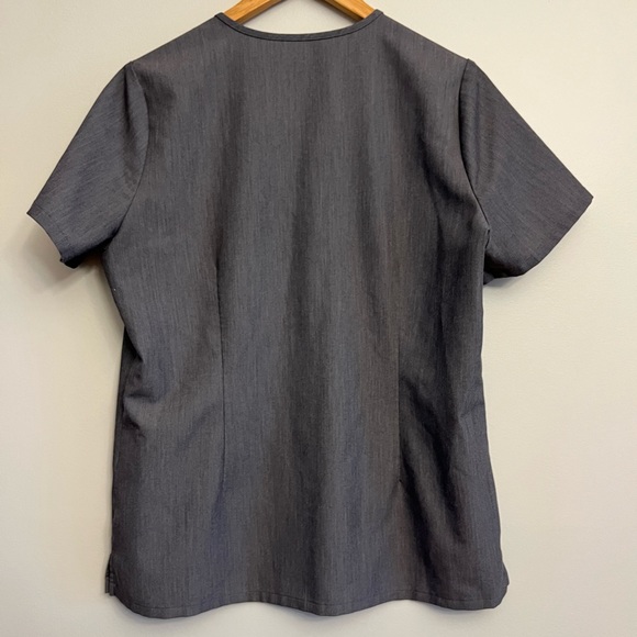 Gray Figs Scrub Set Size Medium - Picture 2 of 11